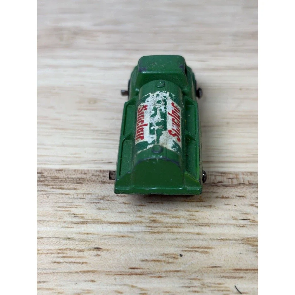 Sinclair Fuel Tanker + 8 Vintage Hot Wheels Matchbox Cars Mixed Diecast Trucks